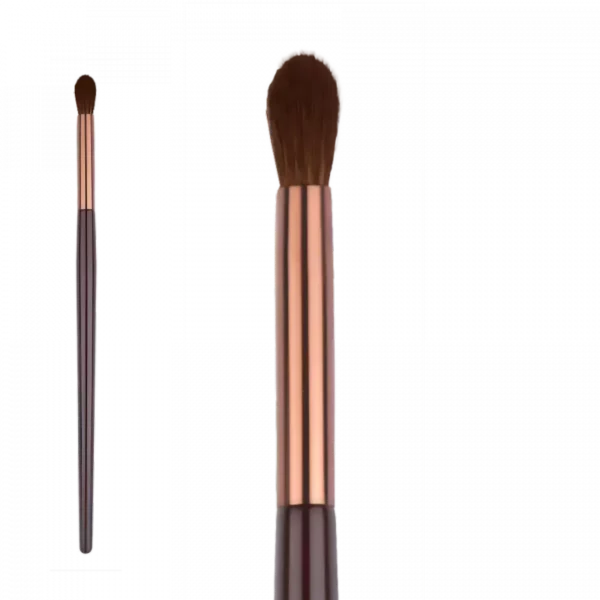 Élan Professional Brush Face No.24 features a soft, fluffy rounded tip with brown bristles, perfect for blending powder eyeshadows and smoothing harsh lines